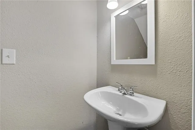 $235,000 | 49 South Pyle Street, Kansas City, KS 66101