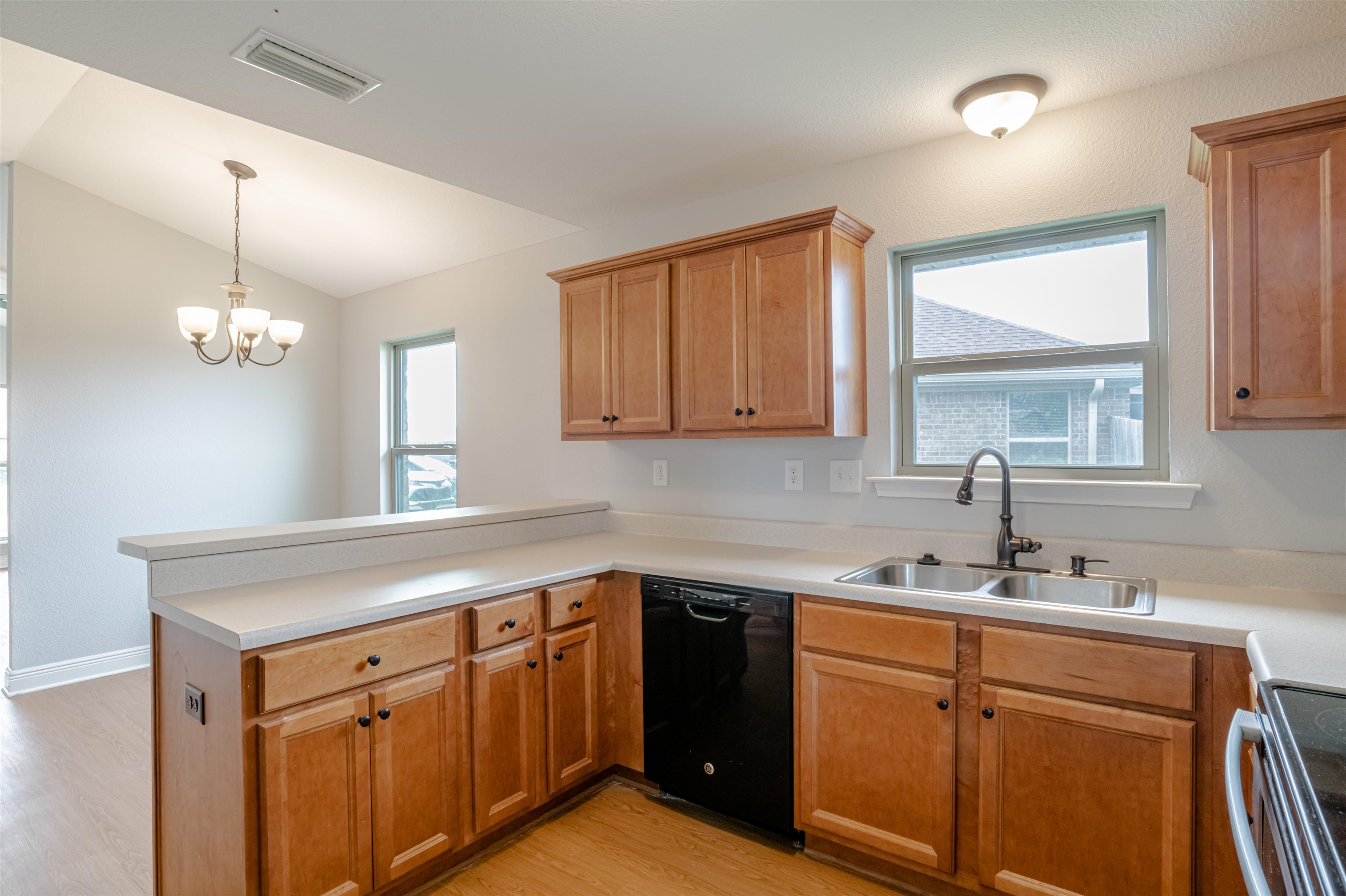 1430 Majesty Loop Foley, AL 36535 - Photo 11 of 29