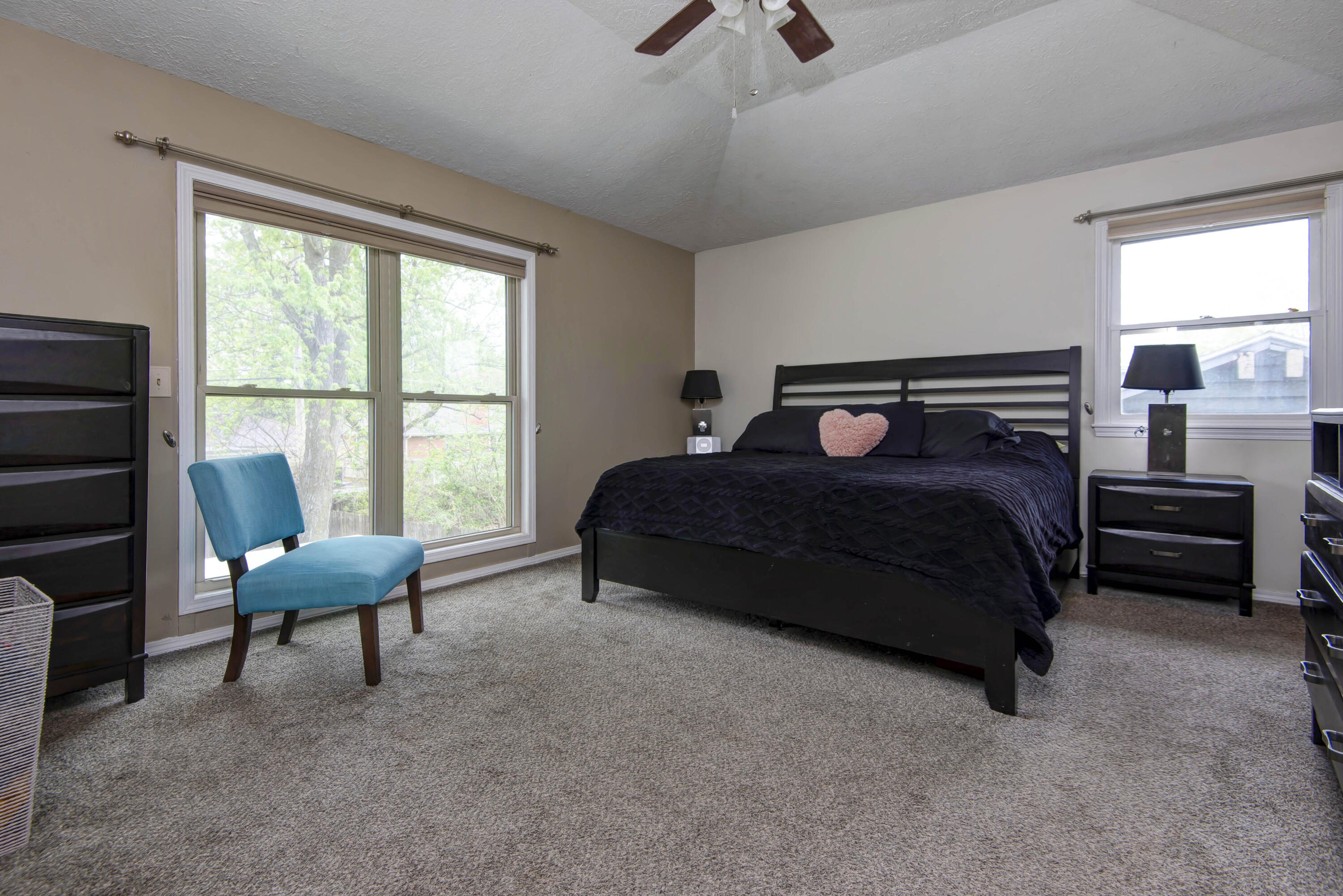 2150 East Raynell Street Springfield, MO 65804 - Photo 11 of 33 Raynell (22)