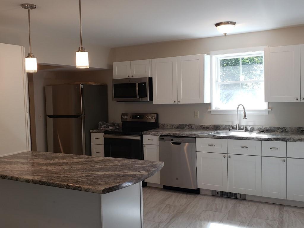 184 Lakeview Road Glenburn, ME 04401 - Photo 15 of 21 120520141_340510917259262_72386448547634