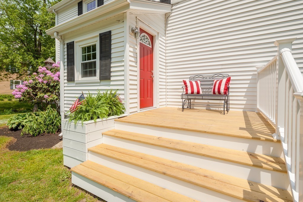2 Coolidge Road Milford, MA 01757 - Photo 4 of 25 Gallery Image 4