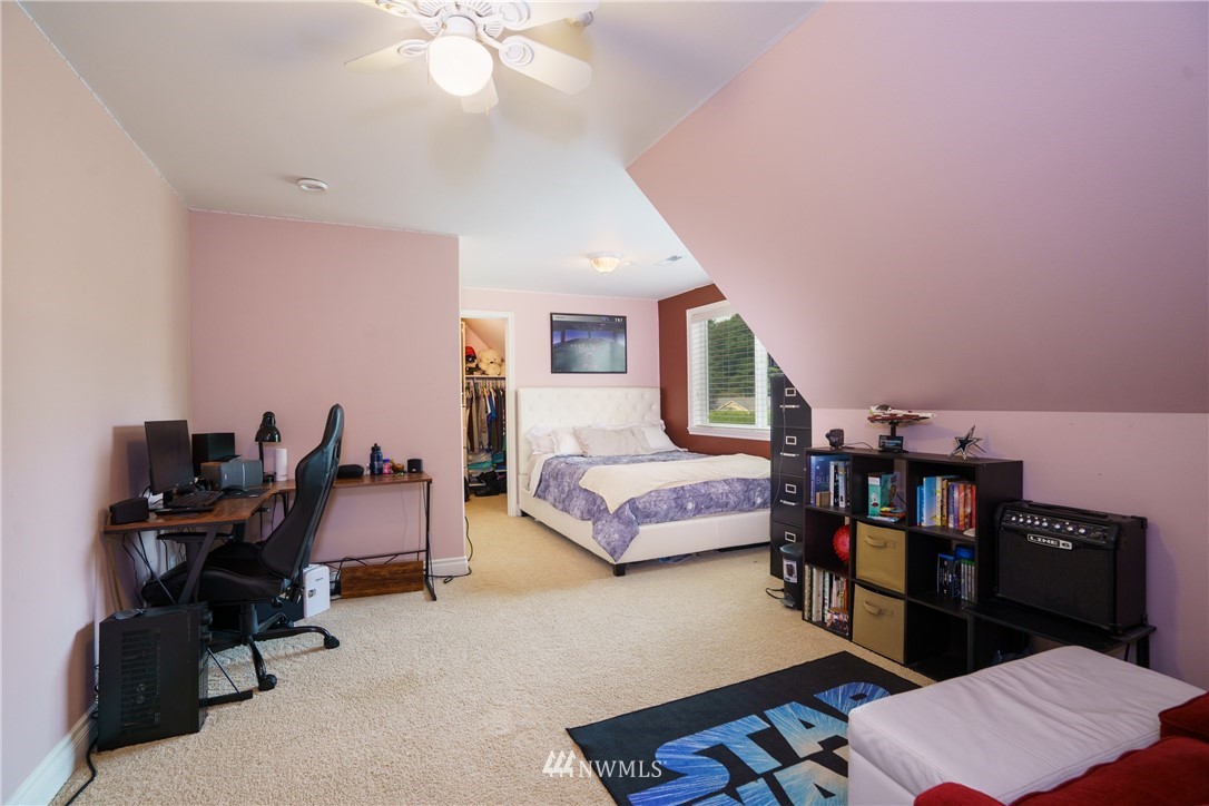 10437 Ridge Place Sedro-Woolley, WA 98284 - Photo 22 of 36 Gallery Image 22