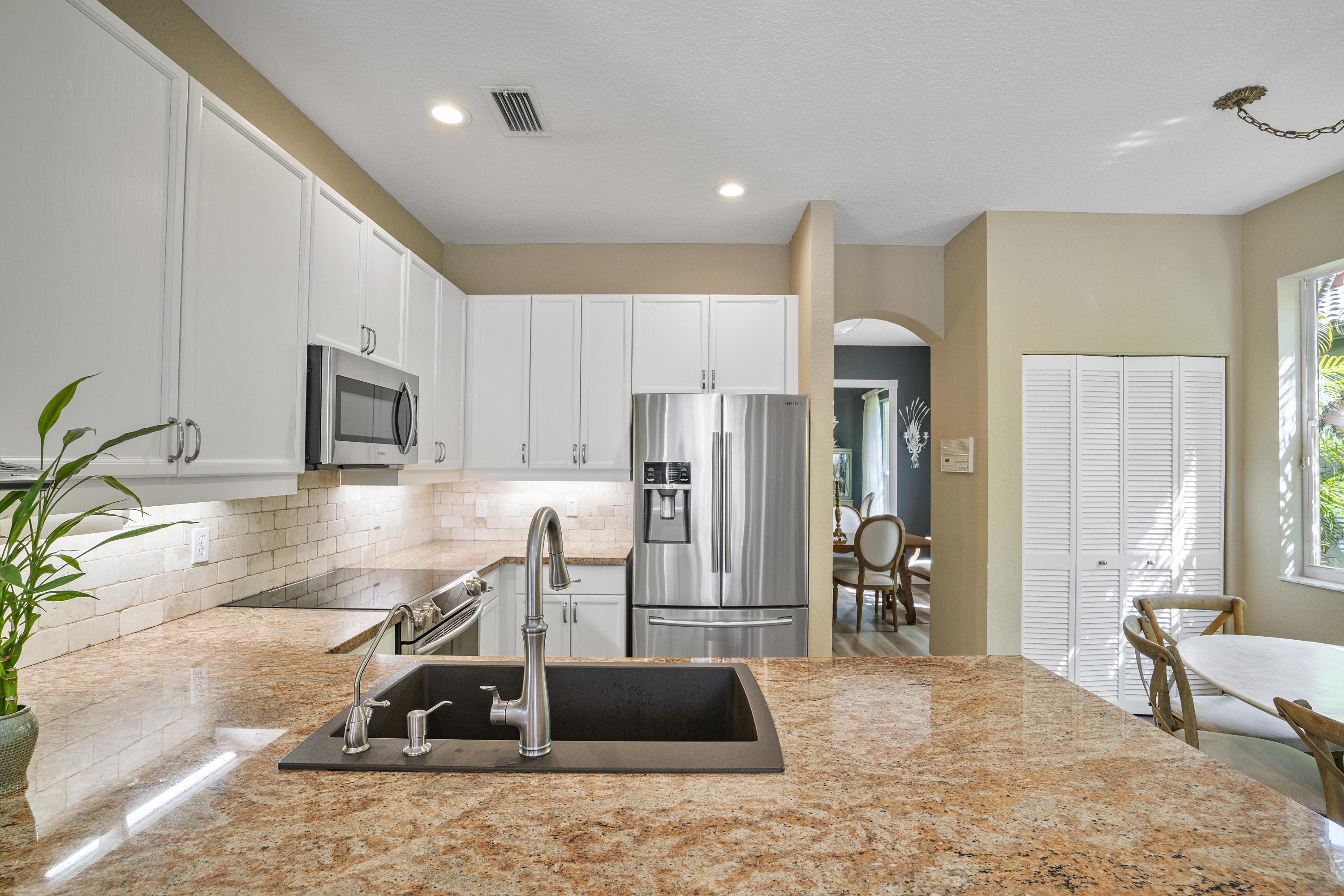 11403 Sea Grass Circle Boca Raton, FL 33498 - Photo 29 of 58 11403 Sea Grass Cir_28