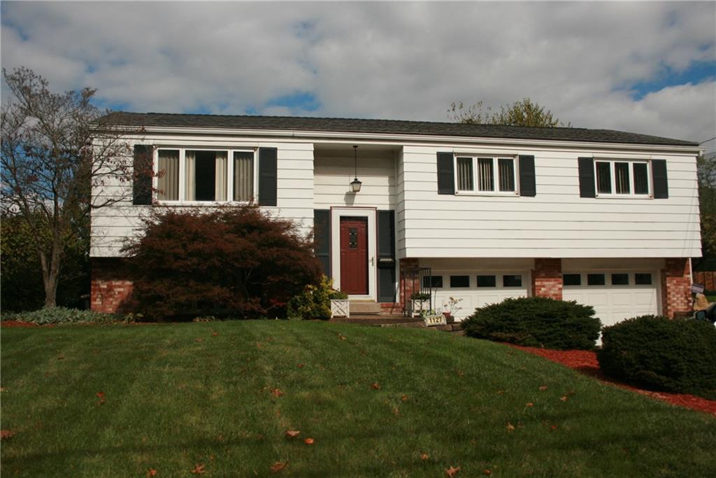 1127 Lindsay Road Carnegie, PA 15106 - Photo 1 of 20 Gallery Image 1