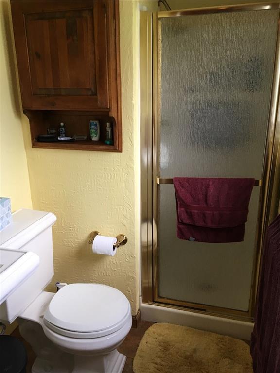 1127 Lindsay Road Carnegie, PA 15106 - Photo 8 of 20 Gallery Image 8