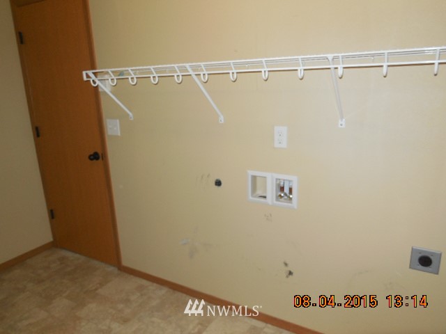 9008 Tucker Road Southeast Olympia, WA 98513 - Photo 7 of 20 Gallery Image 7