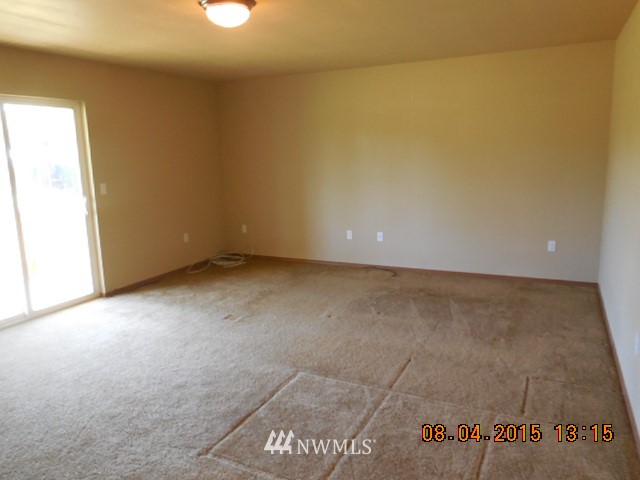 9008 Tucker Road Southeast Olympia, WA 98513 - Photo 8 of 20 Gallery Image 8