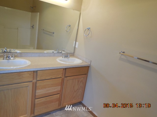 9008 Tucker Road Southeast Olympia, WA 98513 - Photo 9 of 20 Gallery Image 9