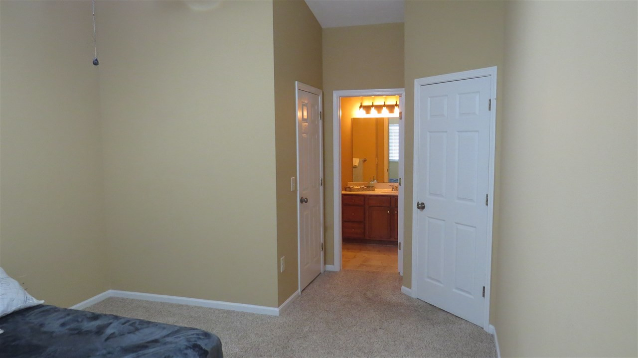370 Timber Ridge Drive, Unit 9 Newport, KY 41071 - Photo 15 of 30 Gallery Image 15