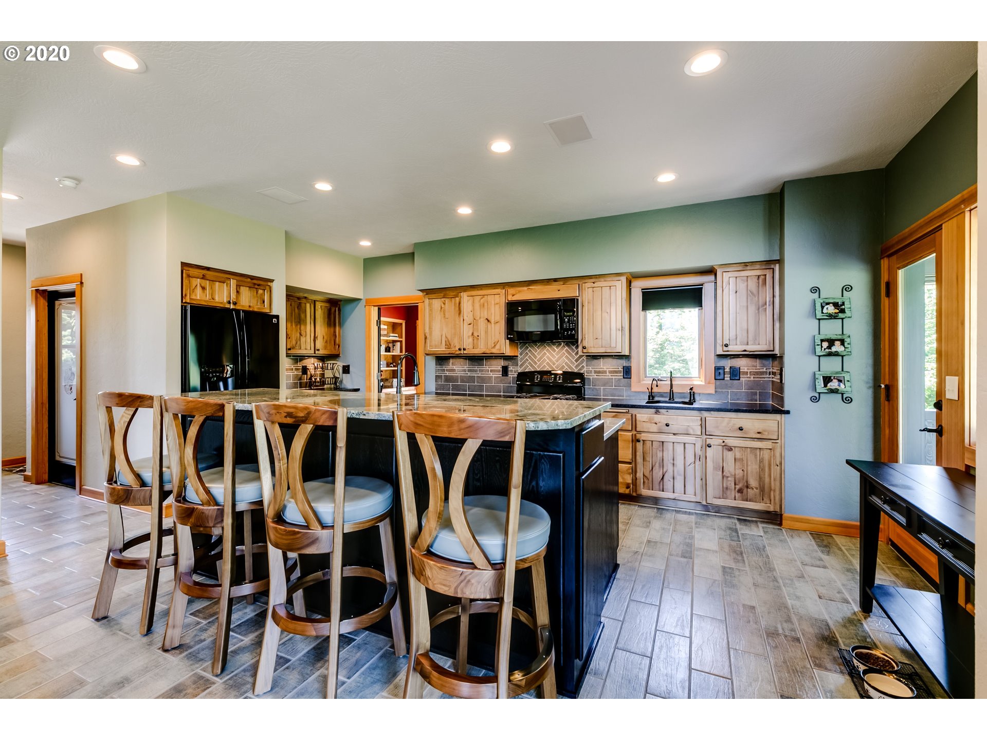 3060 Hayden Bridge Road Springfield, OR 97477 - Photo 9 of 32