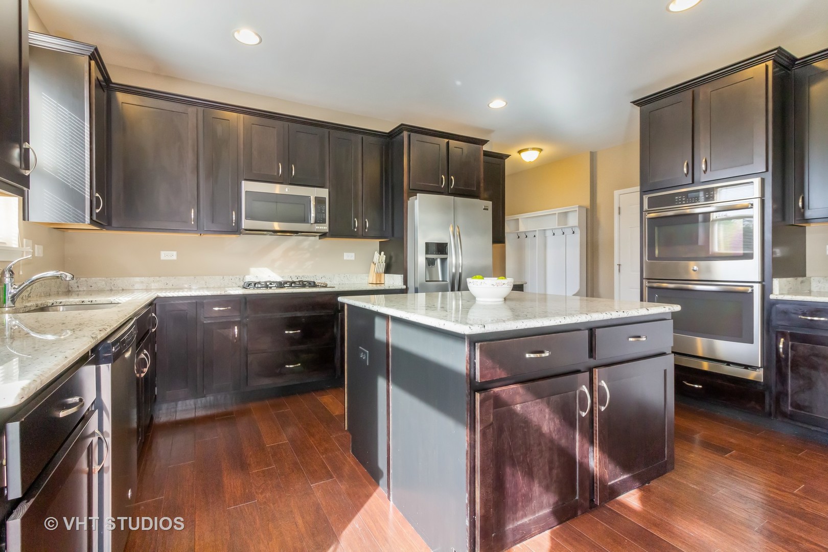 1380 Ritter Street North Aurora, IL 60542 - Photo 7 of 27 Gallery Image 7