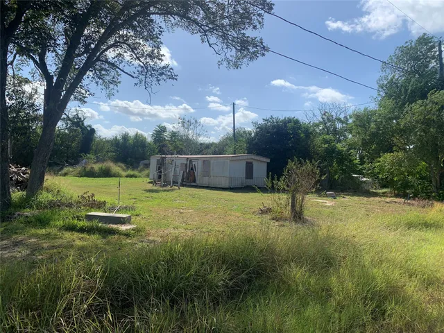 $12,000 | 203 Palmetto Street, Refugio, TX 78377