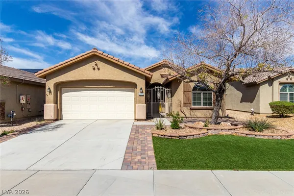 $2,050 | 6092 Fox Creek Avenue, Las Vegas, NV 89122