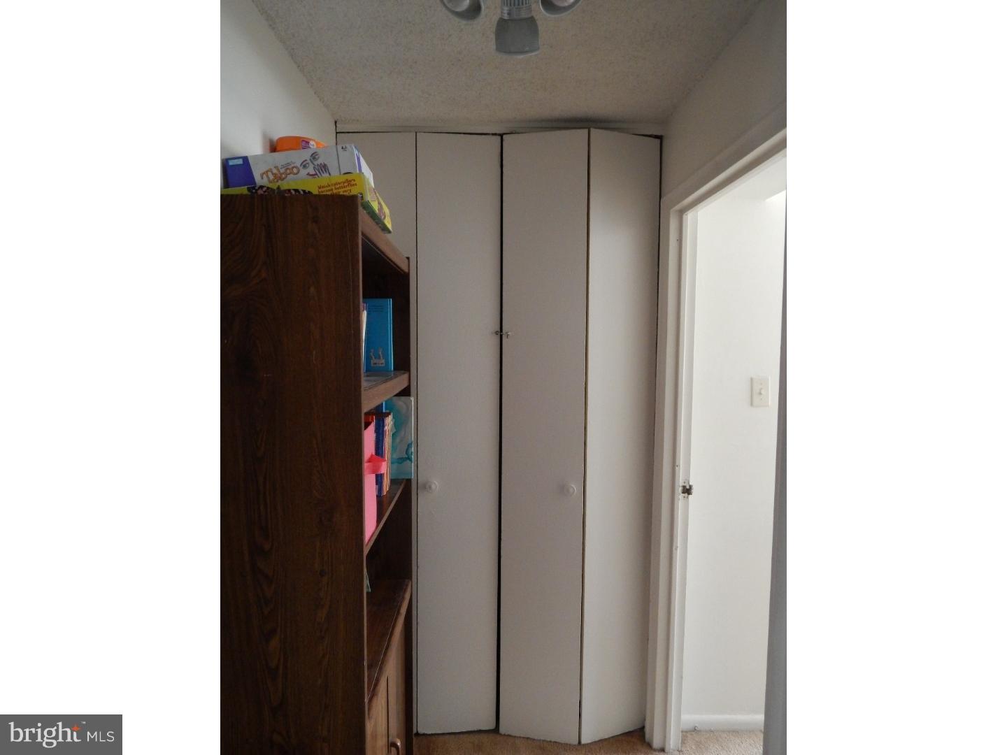 10213 East Keswick Road Philadelphia, PA 19114 - Photo 12 of 19 Gallery Image 12