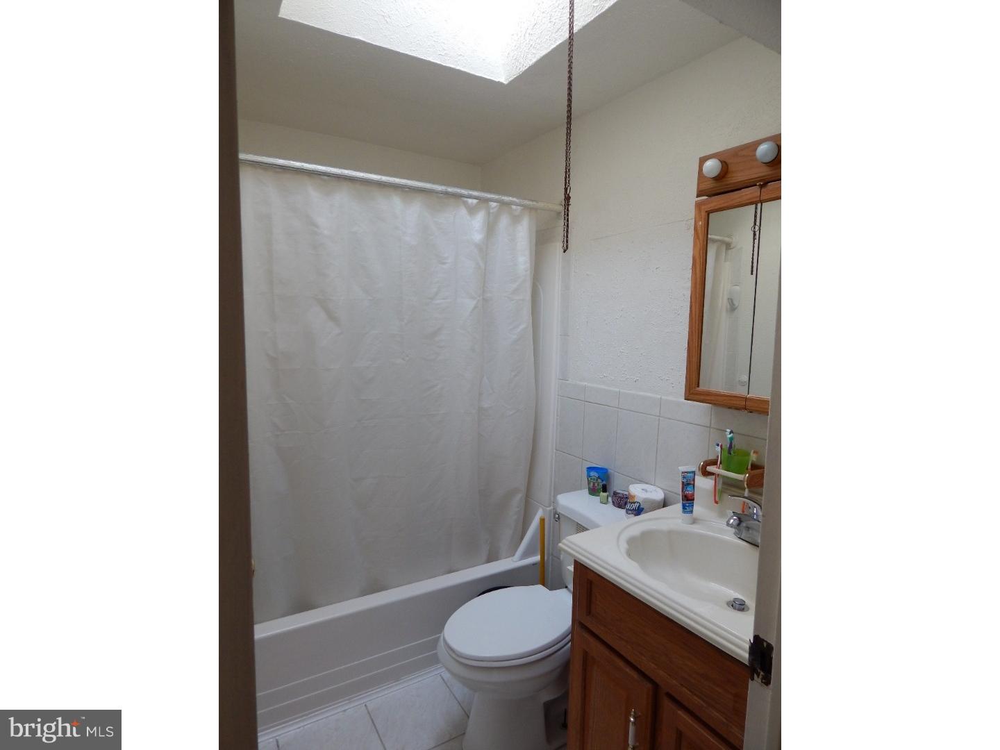 10213 East Keswick Road Philadelphia, PA 19114 - Photo 17 of 19 Gallery Image 17