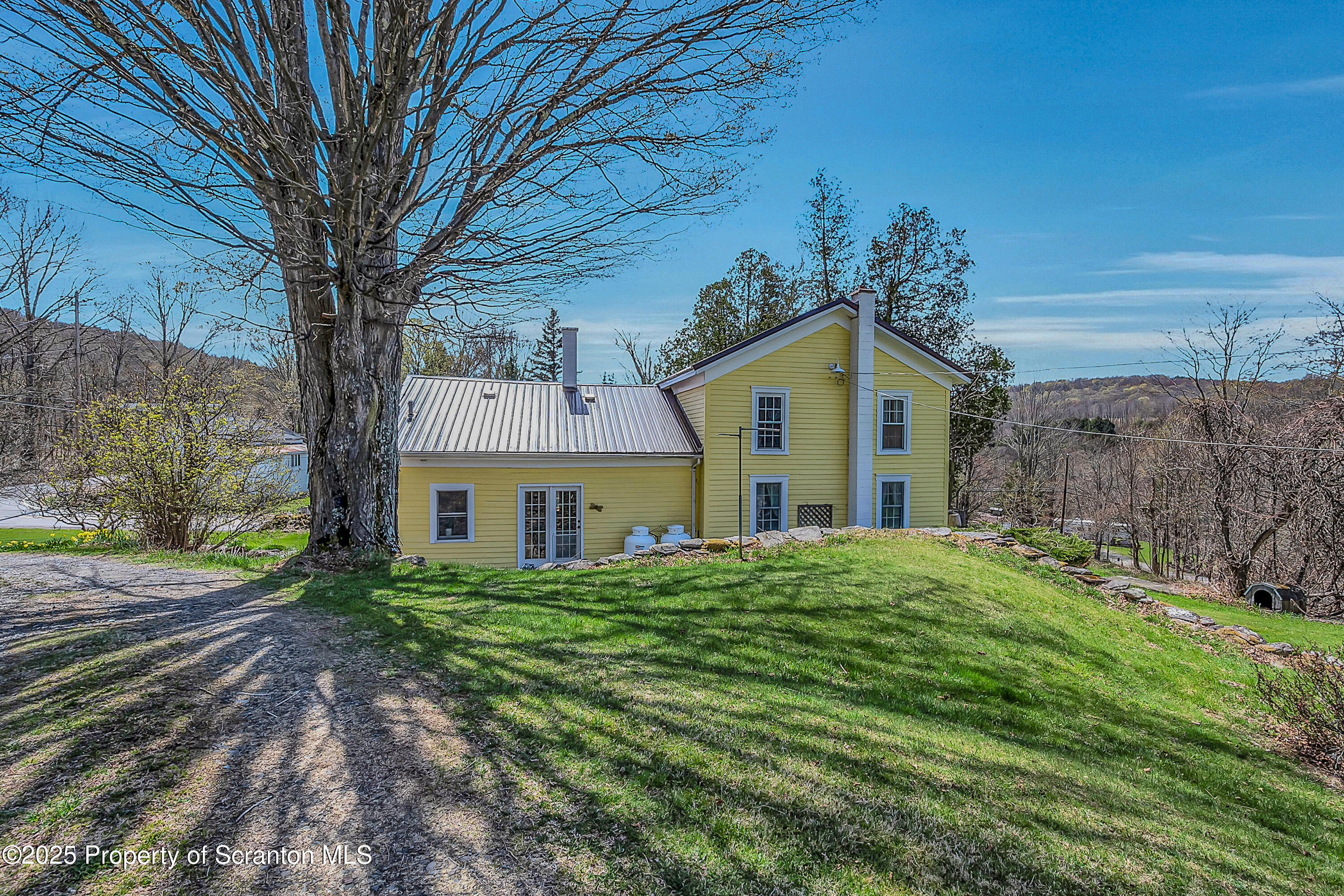 11 Manzer Road New Milford, PA 18834 - Photo 21 of 63 Yard