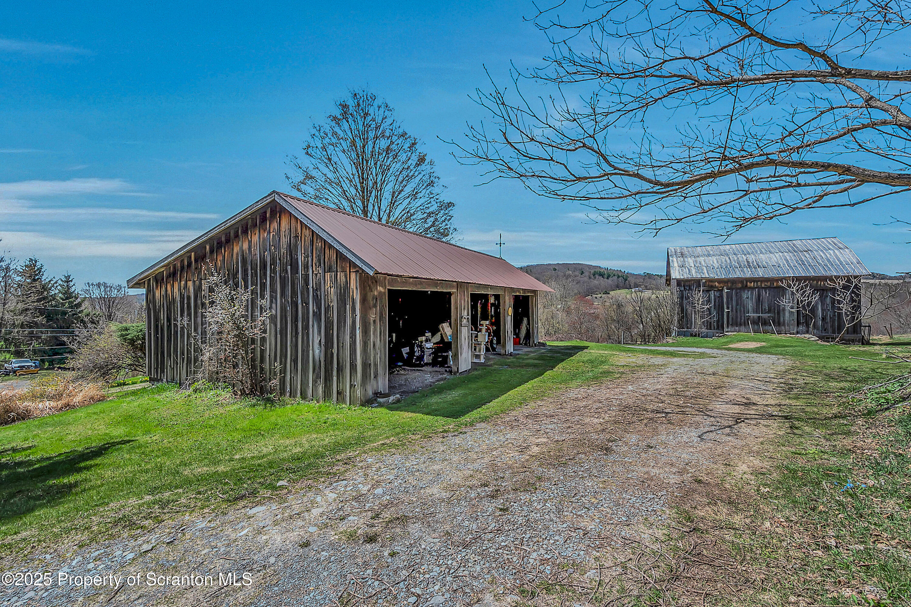 11 Manzer Road New Milford, PA 18834 - Photo 25 of 63 Garage