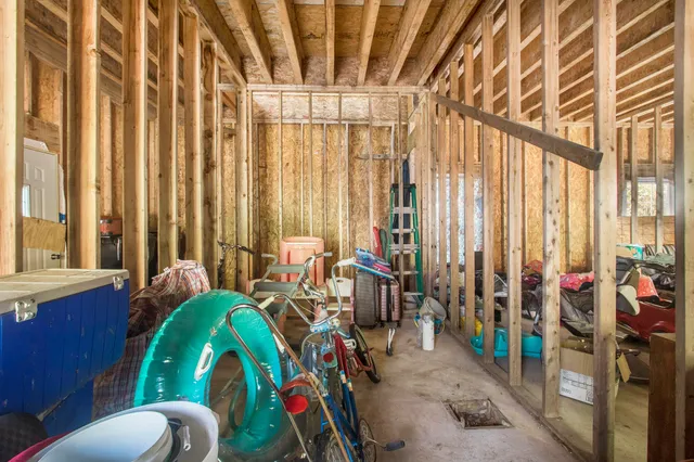 $350,000 | 1351 56th Street, Fennville, MI 49408