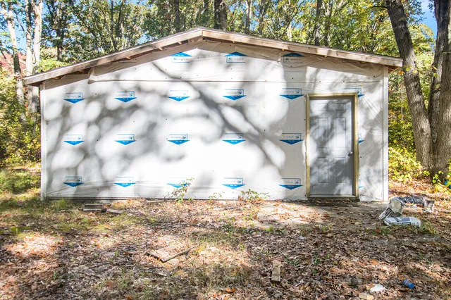 $350,000 | 1351 56th Street, Fennville, MI 49408