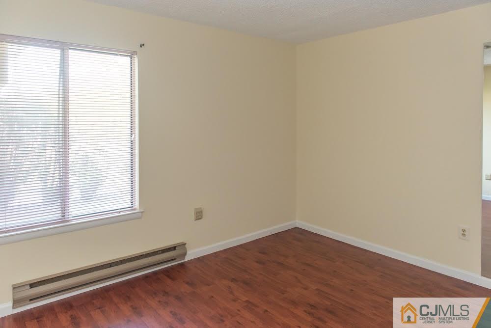 802 B Pompton Road Monroe Township, NJ 08831 - Photo 11 of 16 Gallery Image 11