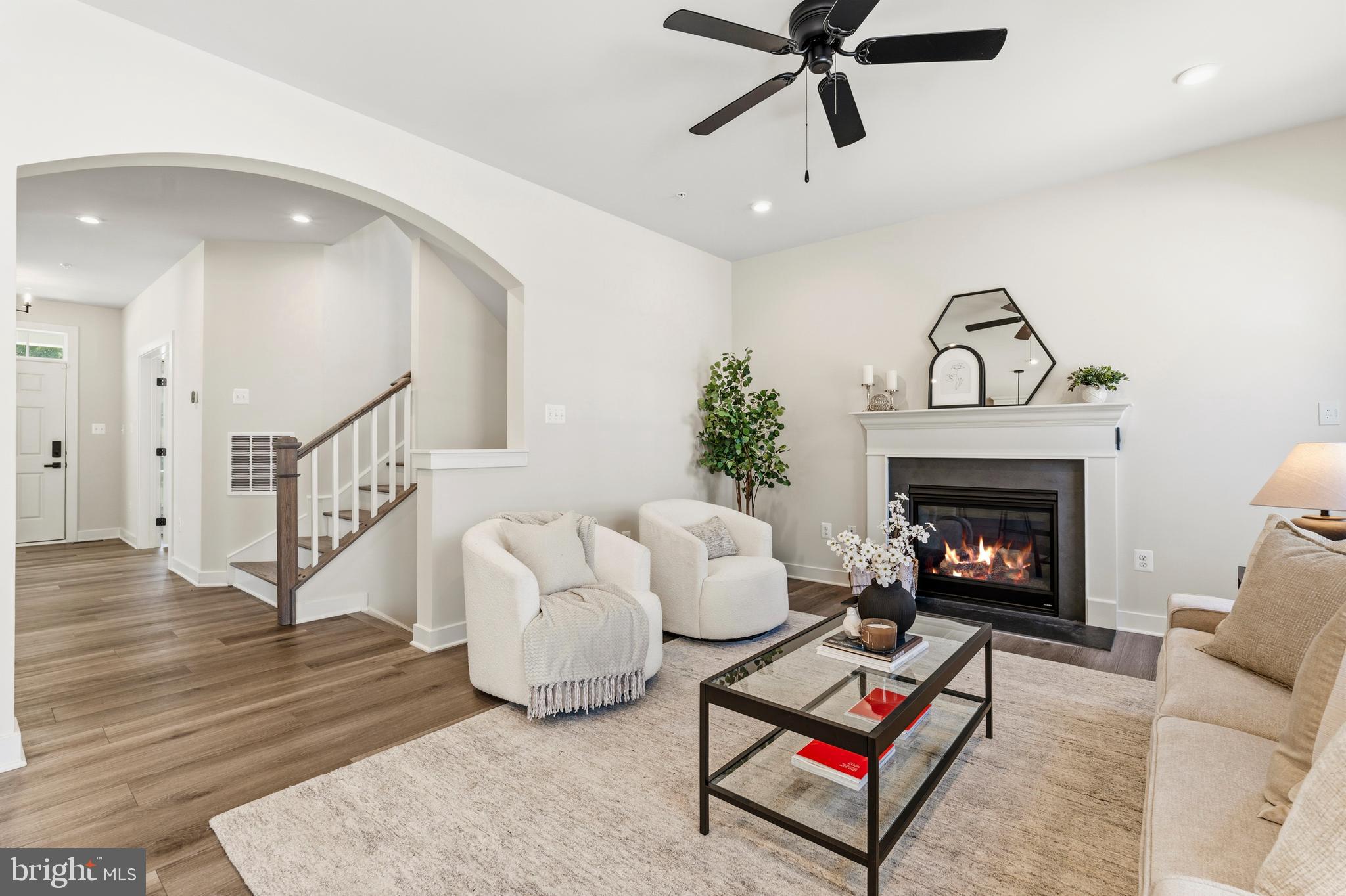 205 Baughmans Lane Frederick, MD 21702 - Photo 3 of 5