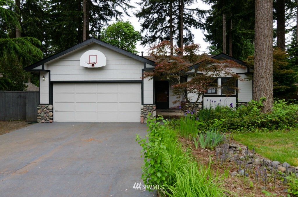 1606 Diamond Loop Southeast Lacey, WA 98503 - Photo 1 of 24 Gallery Image 1
