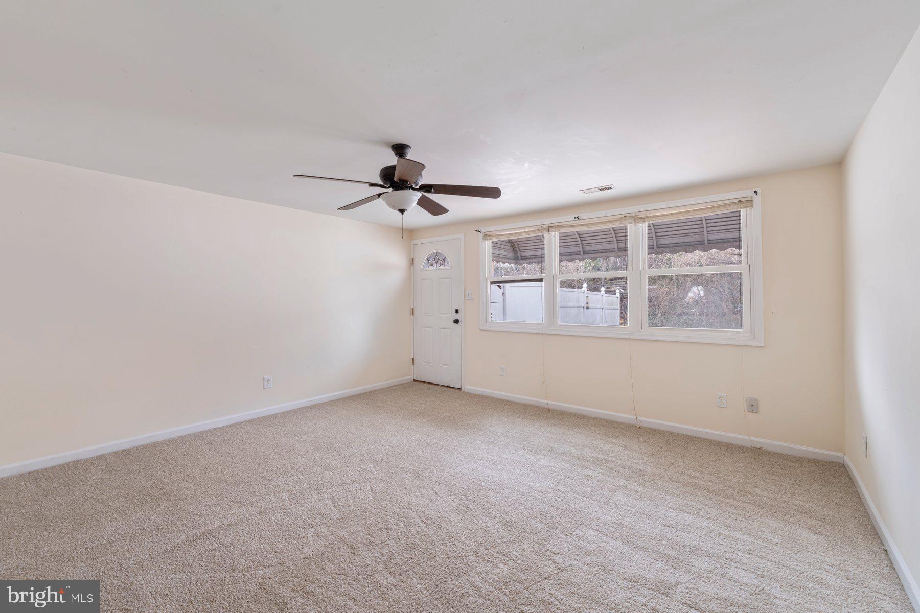 3167 Kessler Road Baltimore, MD 21227 - Photo 4 of 21 Gallery Image 4