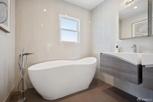 $3,395,000 | 850 Darien Way, San Francisco, CA 94127