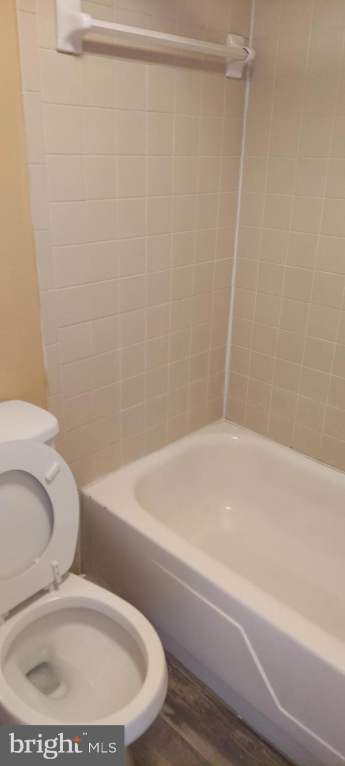 1836 Metzerott Road, Unit 1023 Adelphi, MD 20783 - Photo 17 of 24