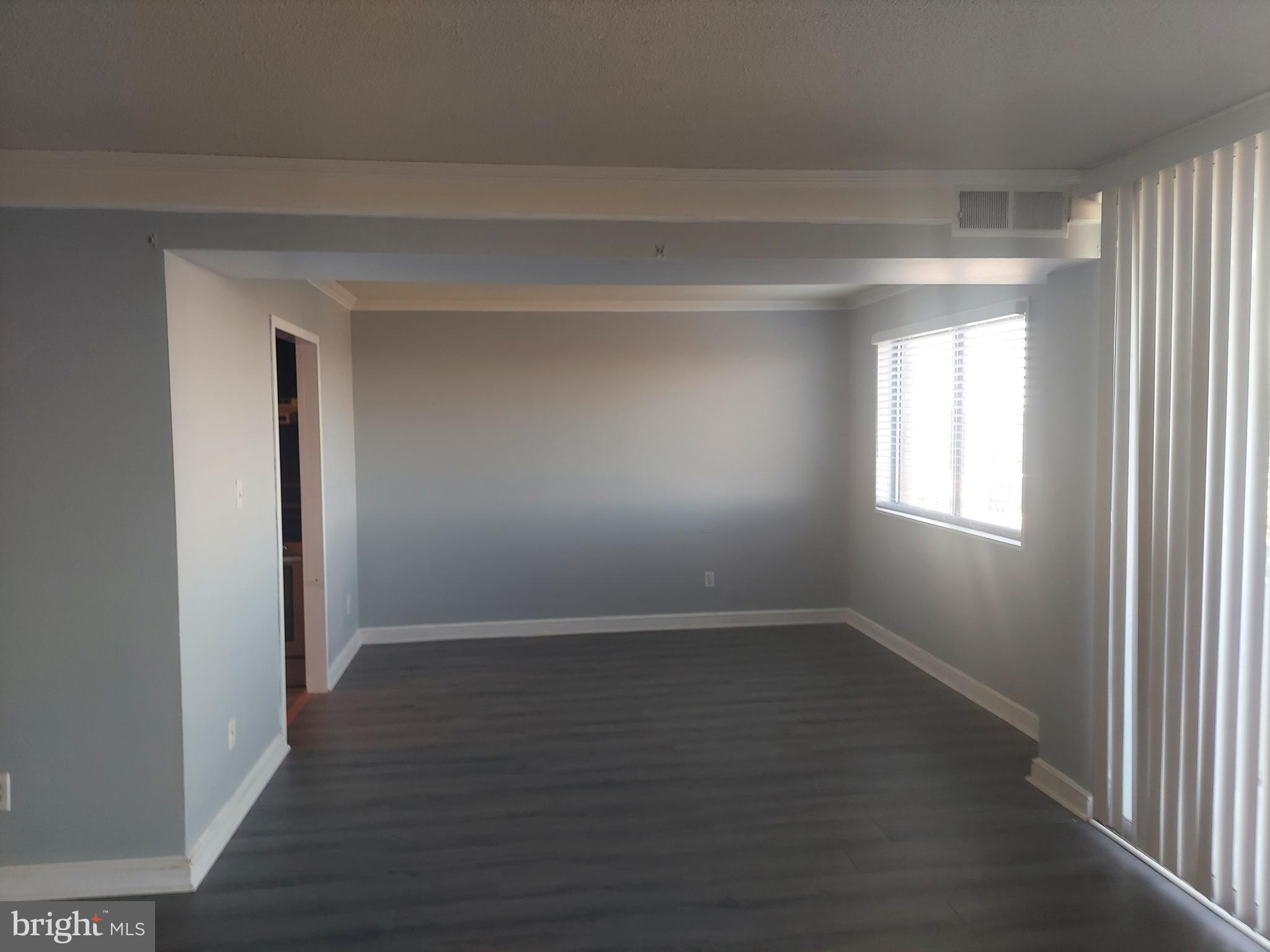 1836 Metzerott Road, Unit 1023 Adelphi, MD 20783 - Photo 9 of 24 Dining room