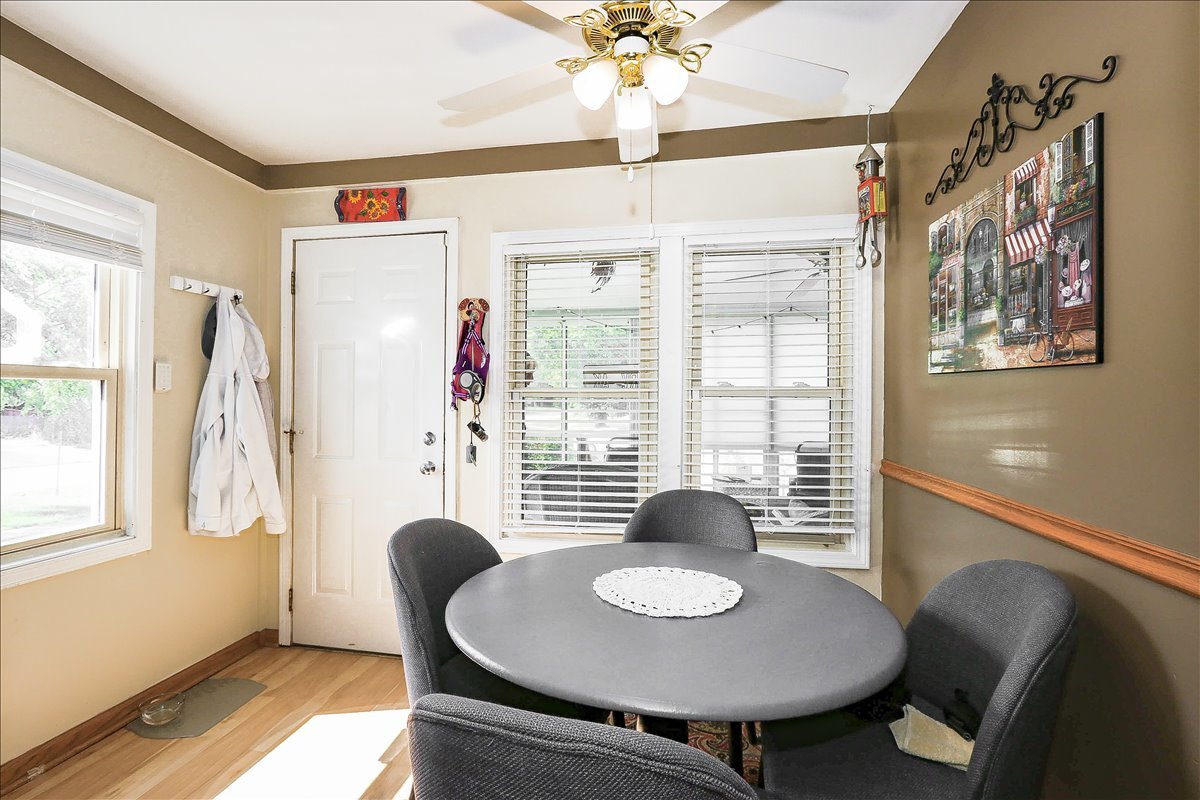 6 West Harding Road Lombard, IL 60148 - Photo 11 of 25