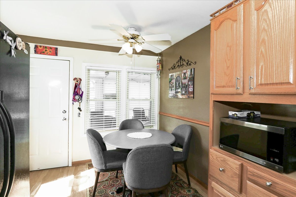 6 West Harding Road Lombard, IL 60148 - Photo 12 of 25