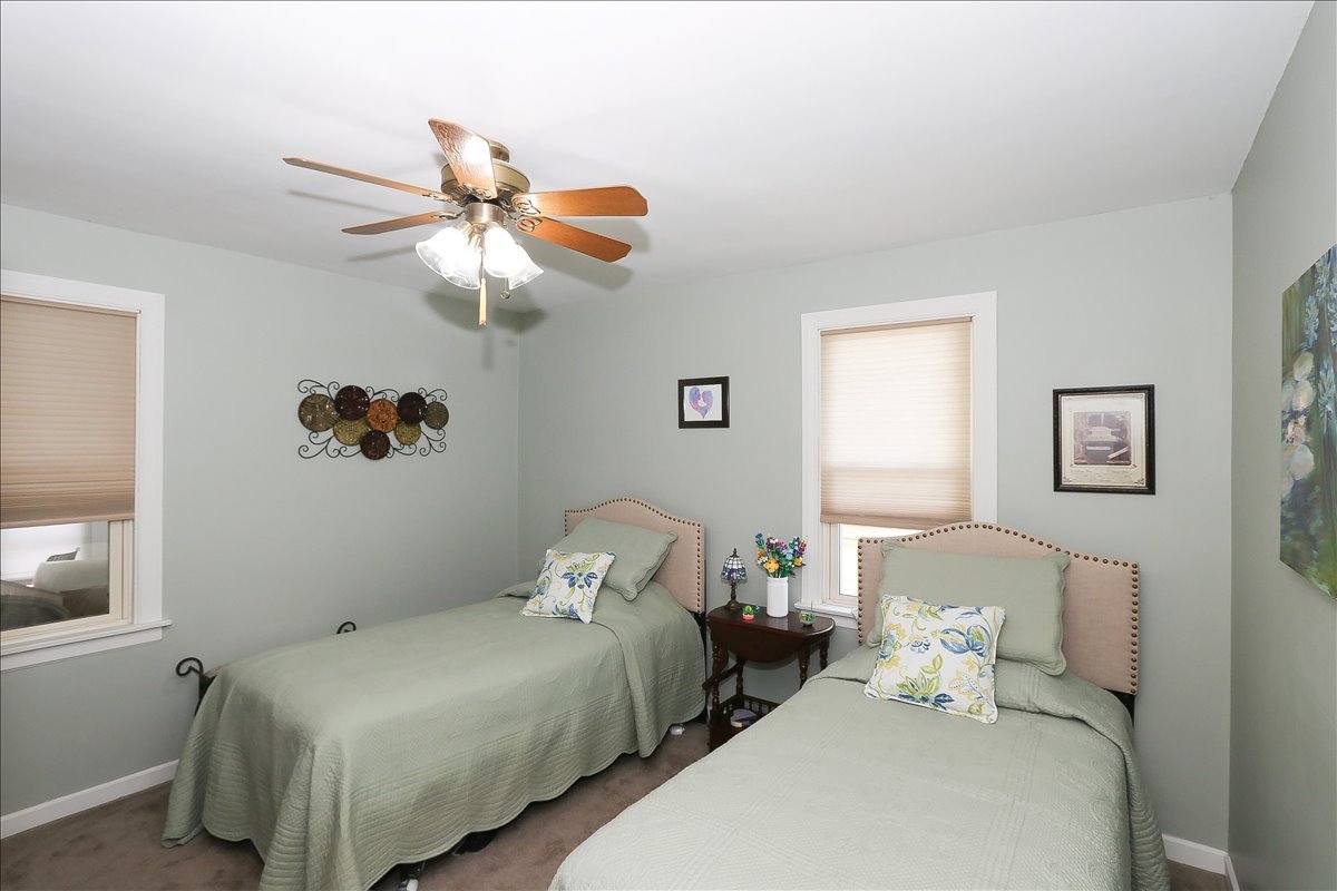 6 West Harding Road Lombard, IL 60148 - Photo 16 of 25