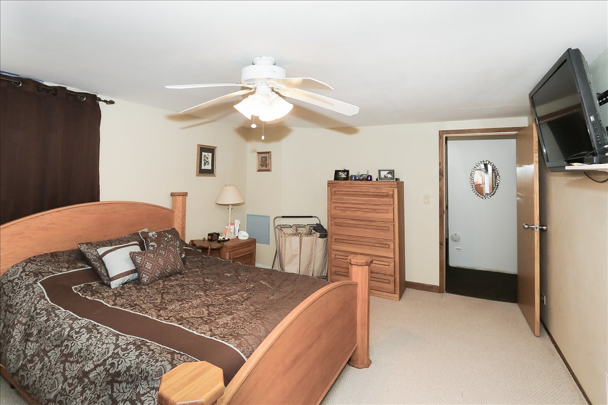 6 West Harding Road Lombard, IL 60148 - Photo 21 of 25