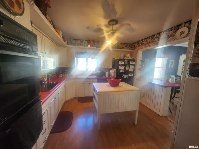 $174,900 | 307 South Main Street, Pinckneyville, IL 62274