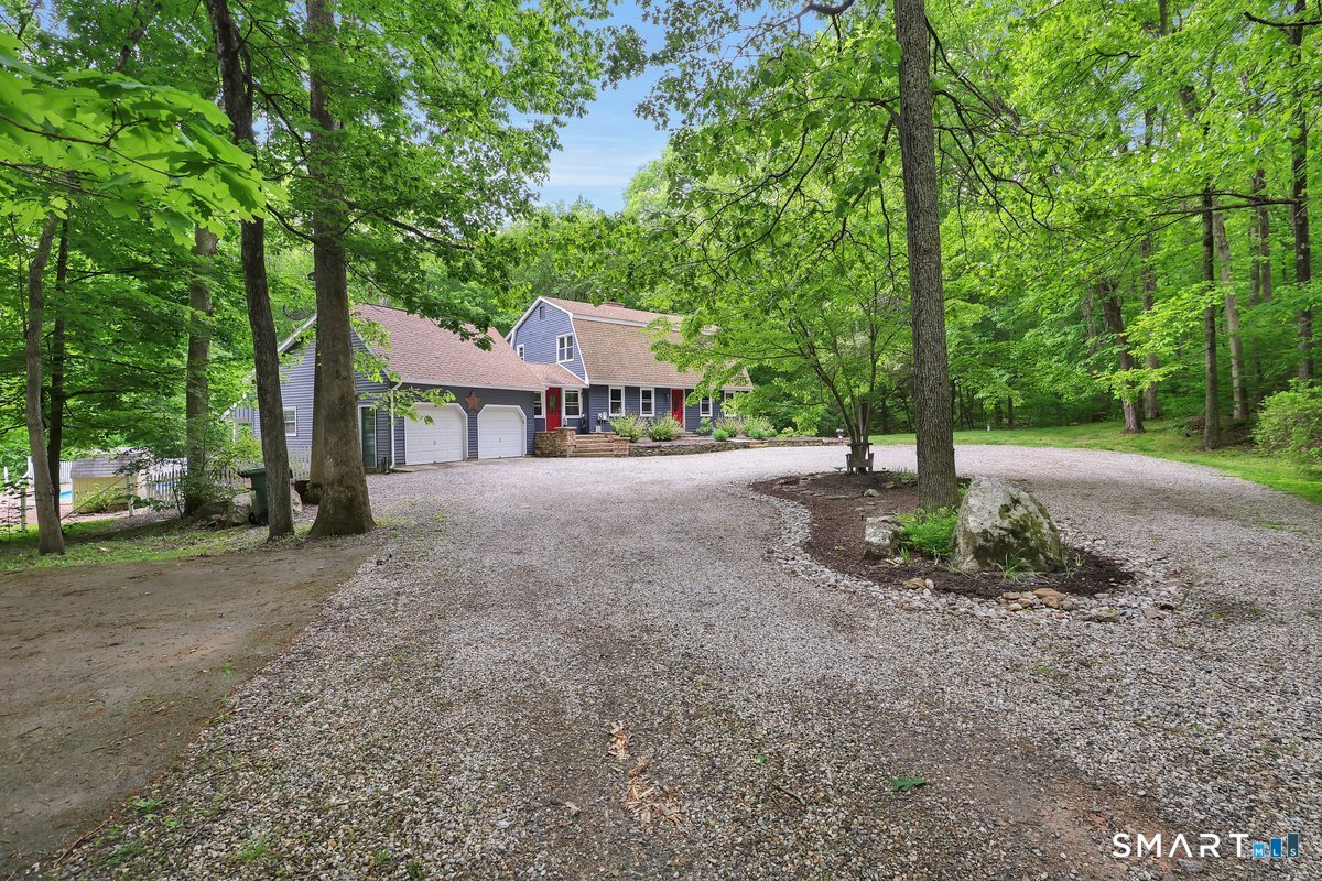 34 Bailey Road Andover, CT 06232 - Photo 3 of 37