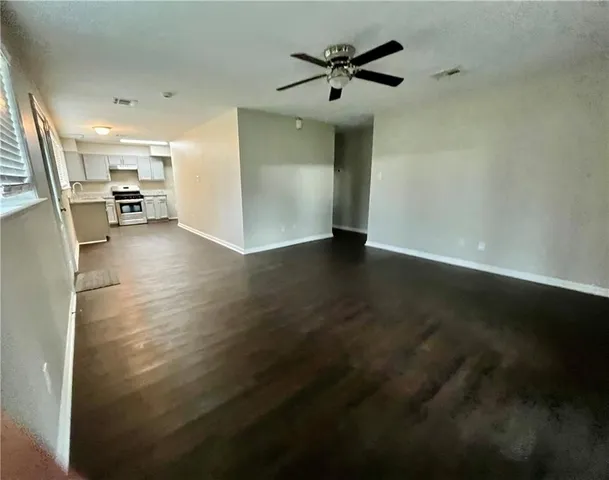 $2,000 | 104 Yorke Street, Belle Chasse, LA 70037