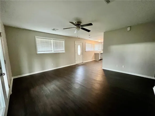 $2,000 | 104 Yorke Street, Belle Chasse, LA 70037