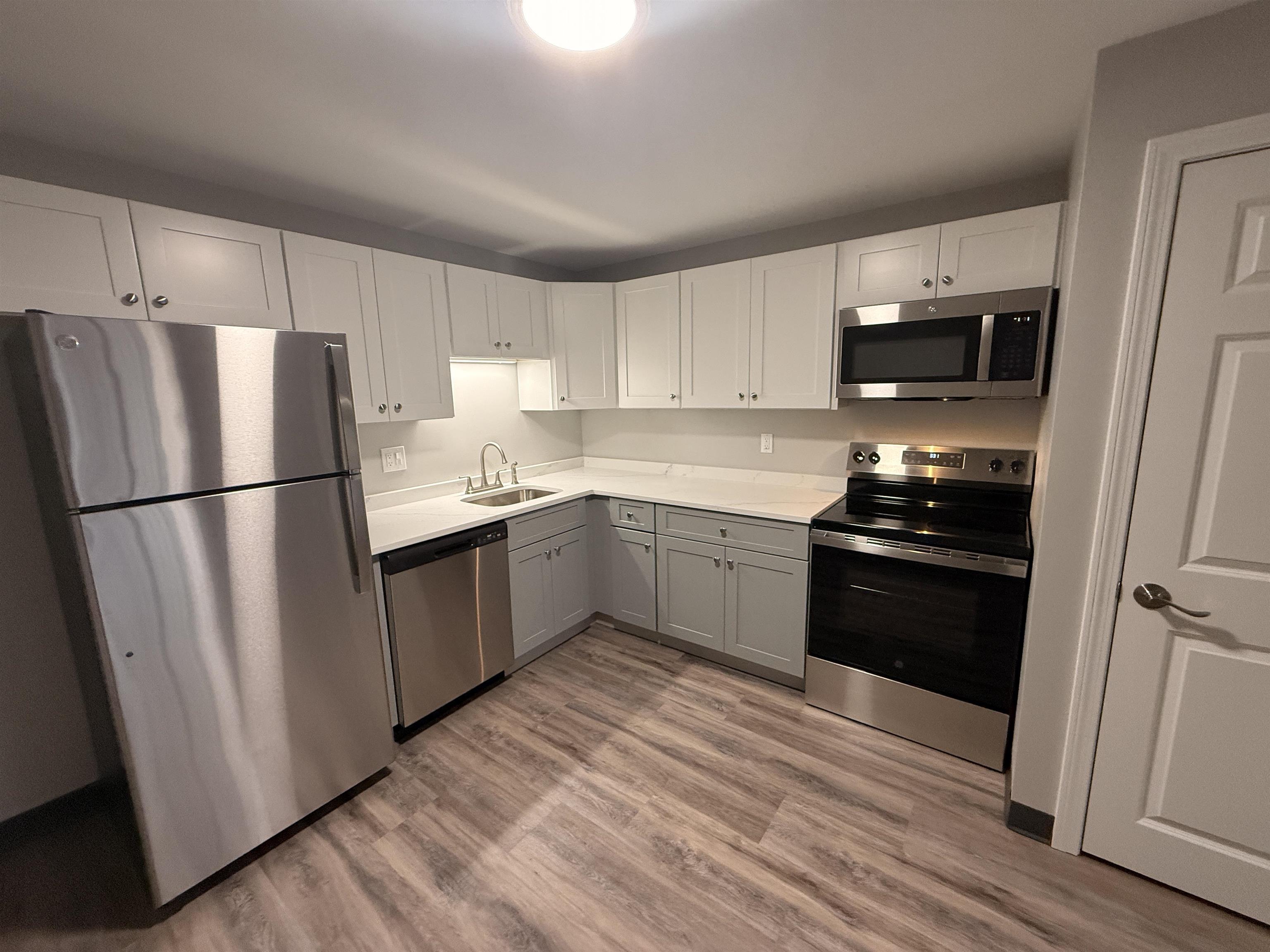 29 Capron Road, Unit 66 Milford, NH 03055 - Photo 12 of 46