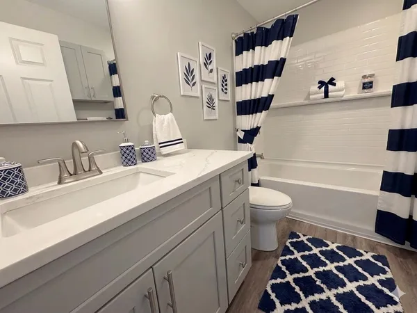 $2,213 | 29 Capron Road, Unit 66, Milford, NH 03055