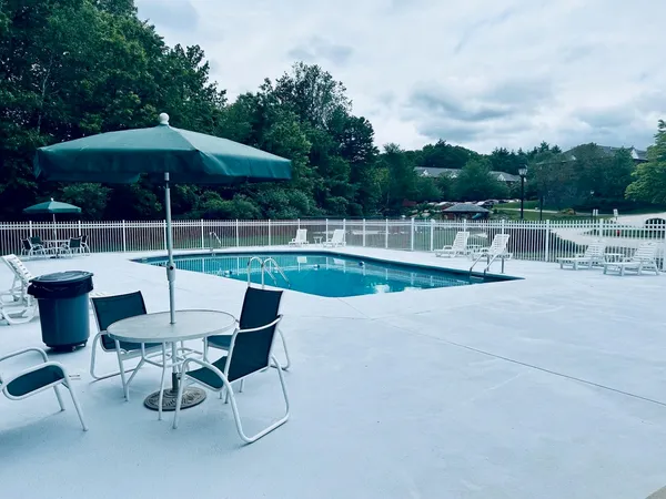 $2,213 | 29 Capron Road, Unit 66, Milford, NH 03055