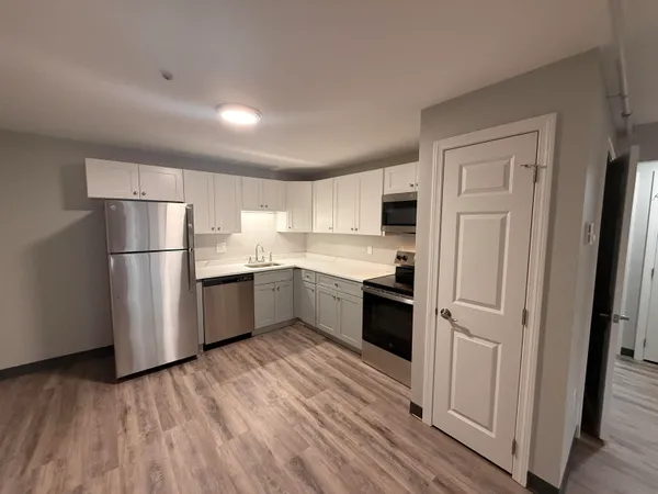 $2,213 | 29 Capron Road, Unit 66, Milford, NH 03055