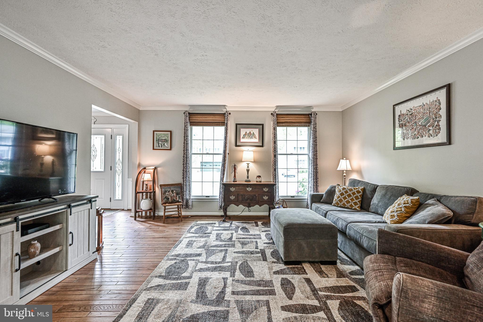 7403 Jenna Road Springfield, VA 22153 - Photo 9 of 68 Gallery Image 9