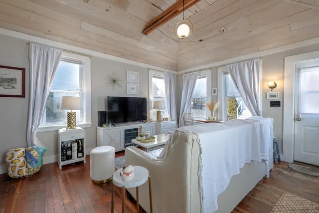 $599,000 | 5 Bowles Avenue, Bar Harbor, ME 04609