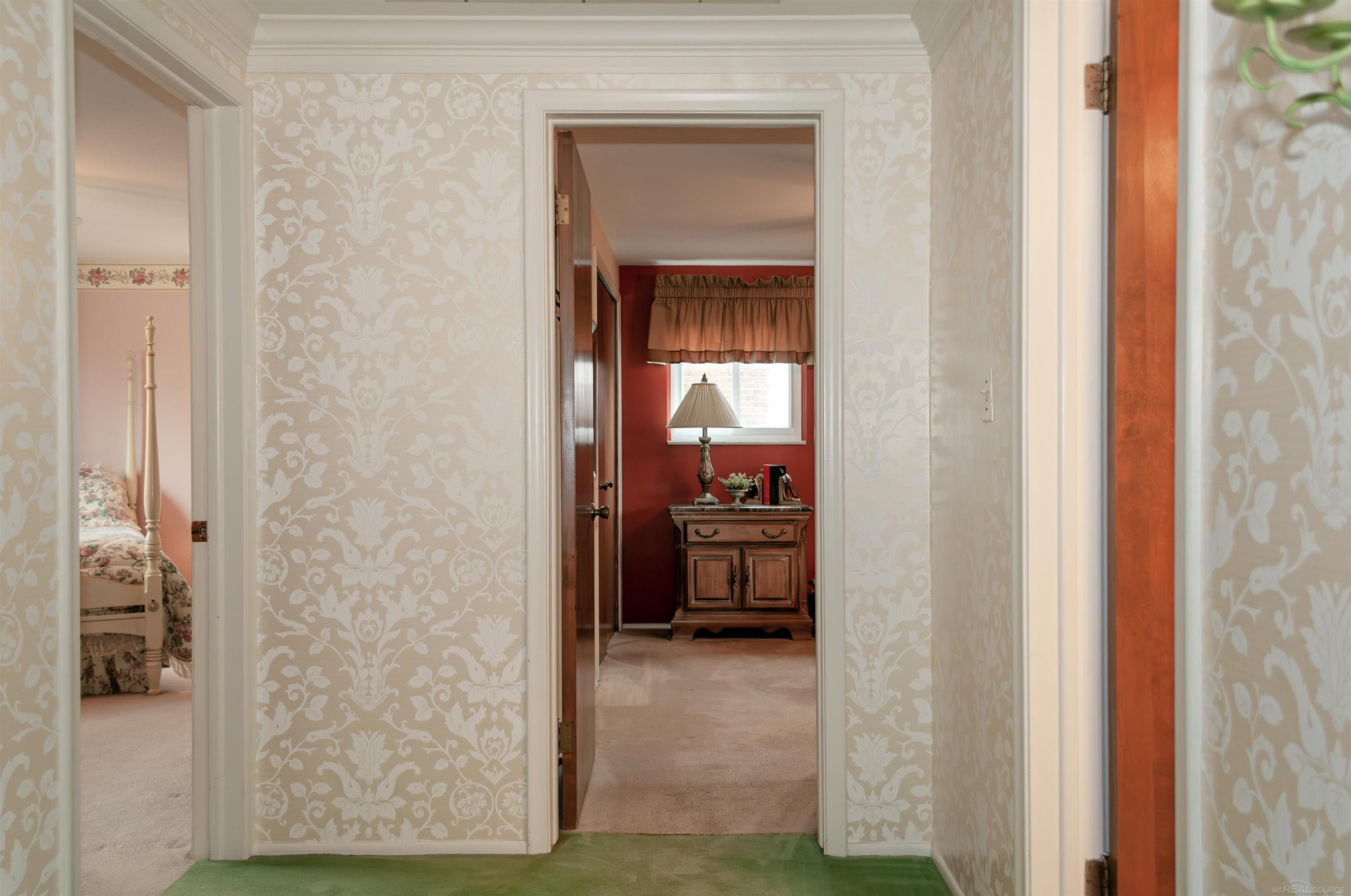 1010 Canterbury Road Grosse Pointe Woods, MI 48236 - Photo 47 of 65