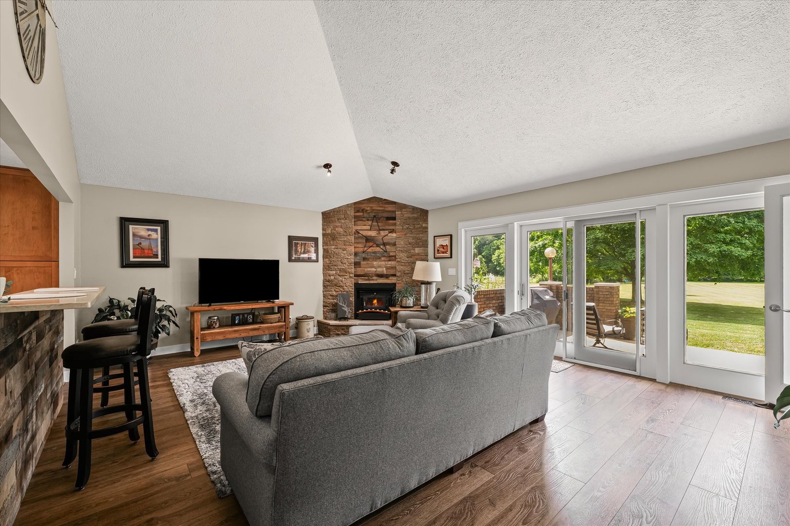 2911 East Oaks Road North Urbana, IL 61802 - Photo 9 of 44 Gallery Image 9
