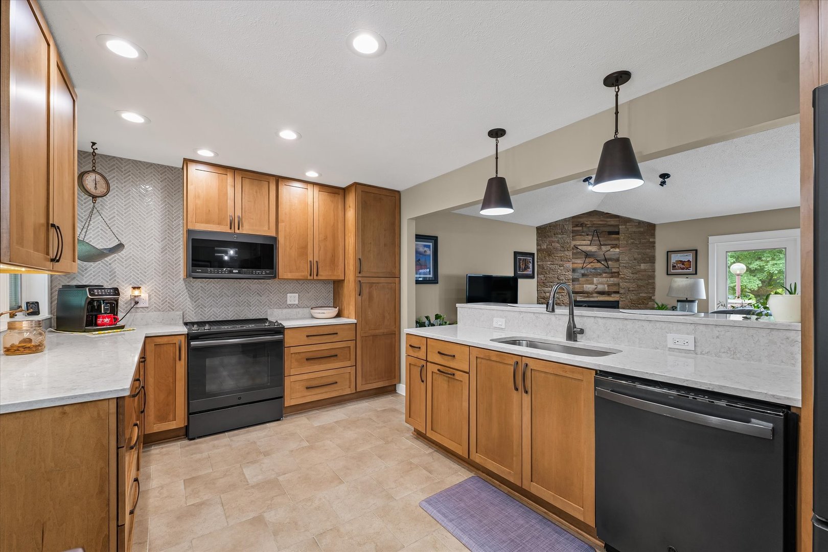 2911 East Oaks Road North Urbana, IL 61802 - Photo 10 of 44 Gallery Image 10