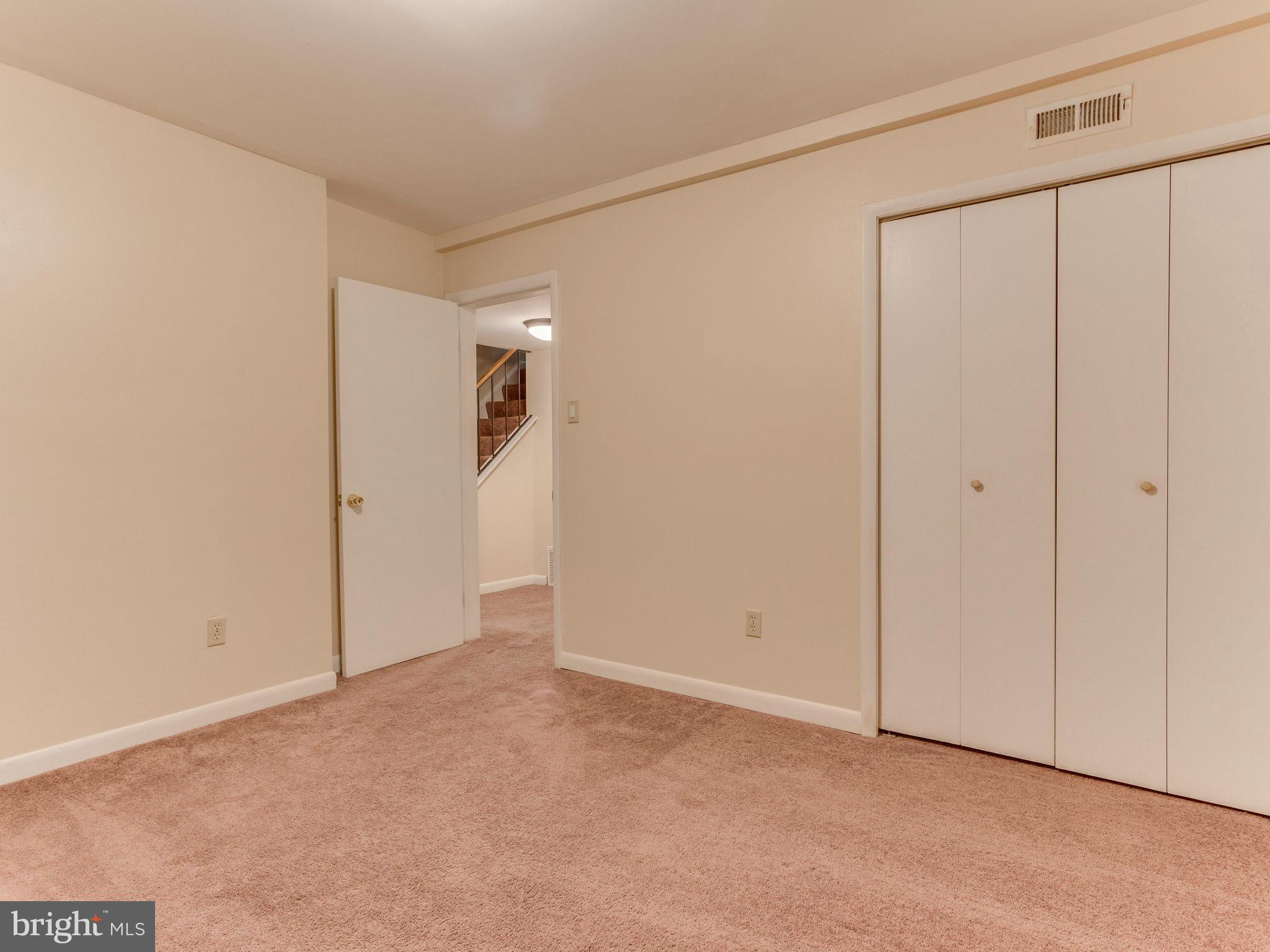 1658 Valencia Way Reston, VA 20190 - Photo 9 of 21 Interior (General)