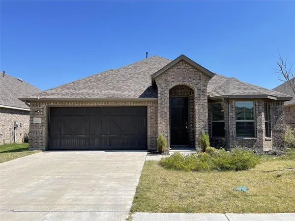 $2,500 | 425 Camille Crossing, Celina, TX 75009