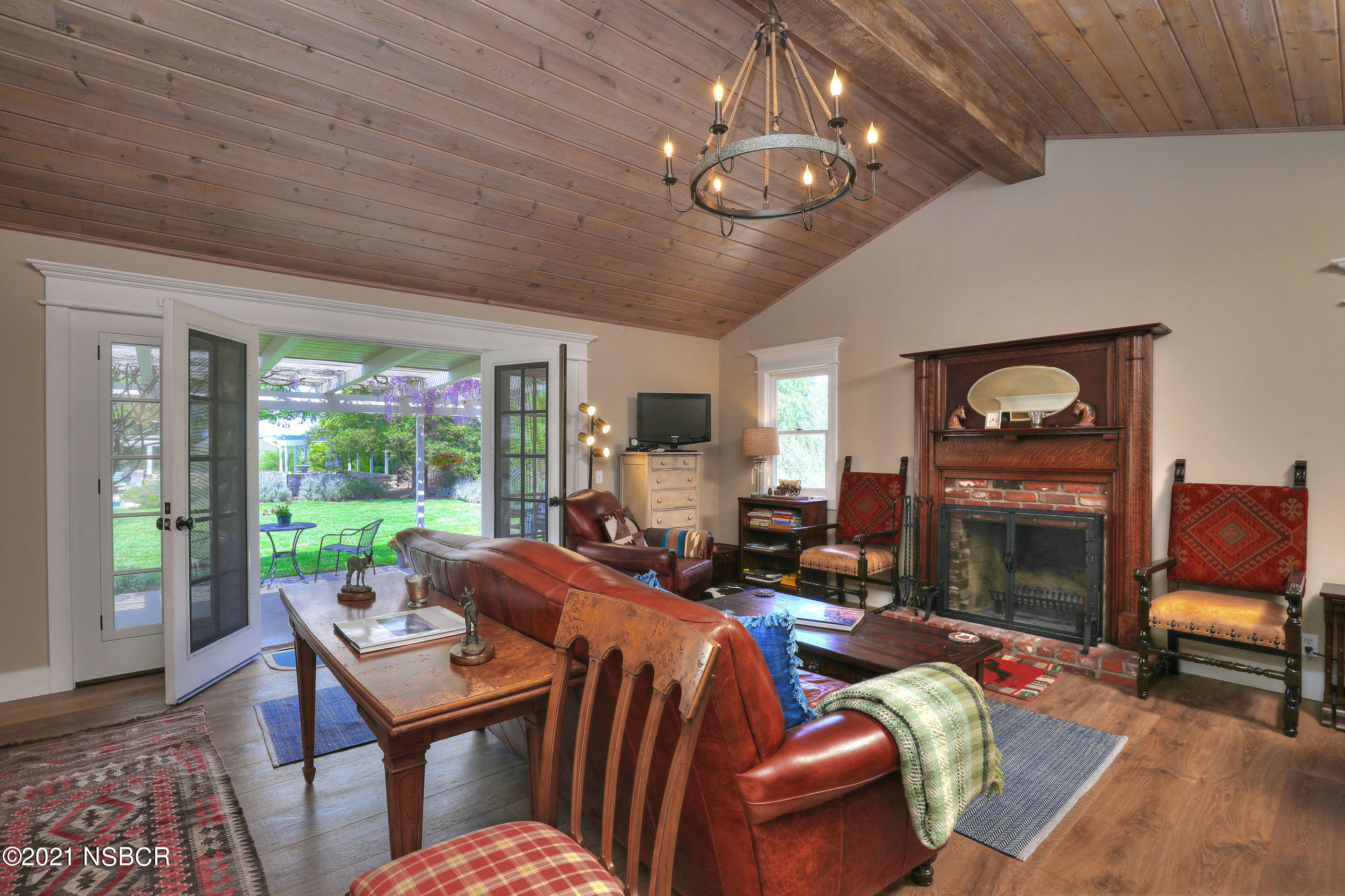 2025 Still Meadow Road Solvang, CA 93463 - Photo 18 of 39 2025 Still Meadow